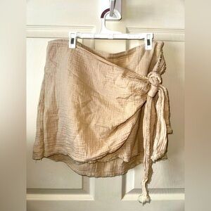 Free People Beige gauzy side tie skirt M beachy boho vacation coastal